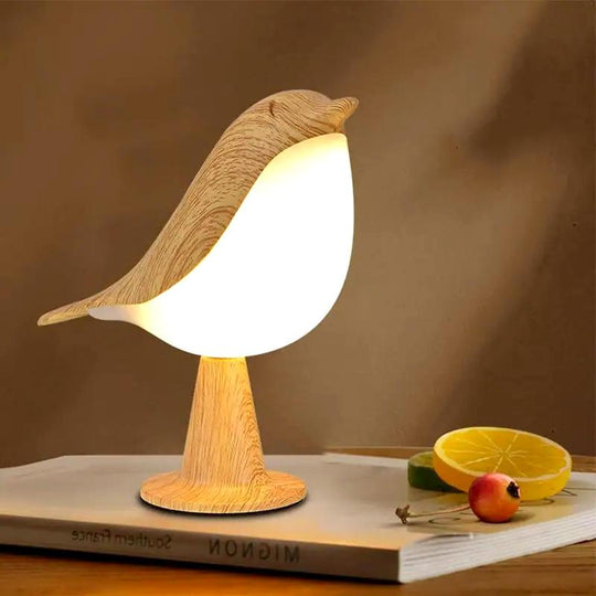 Chic Wooden Bird Table Lamp
