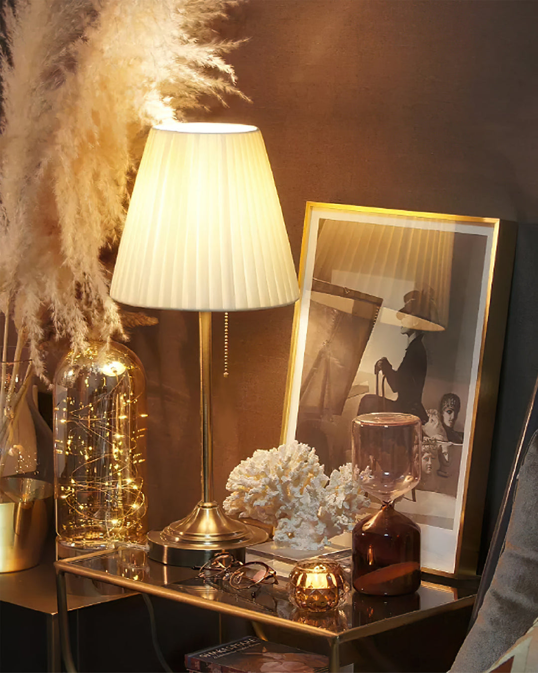 LuxeRadiance - Modern Table Lamp