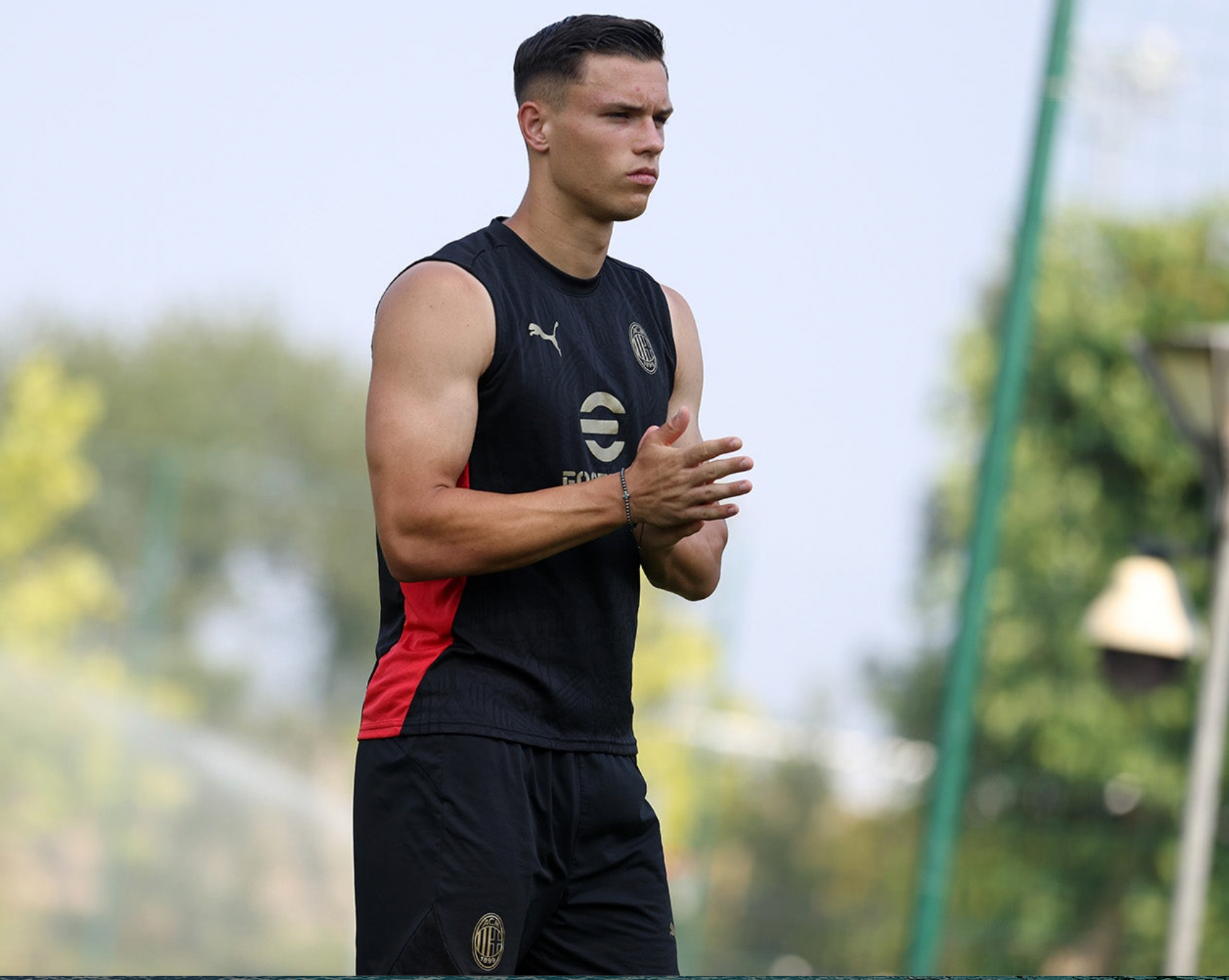 AC Milan Sleeveless Training set 2025