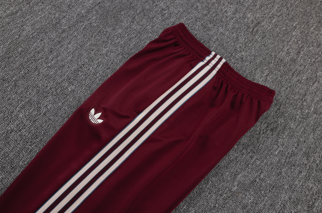 Ajax 2026 icons tracksuit