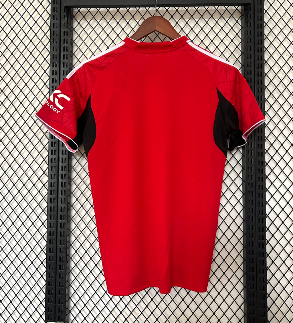Manchester United 2025/2026 Home jersey