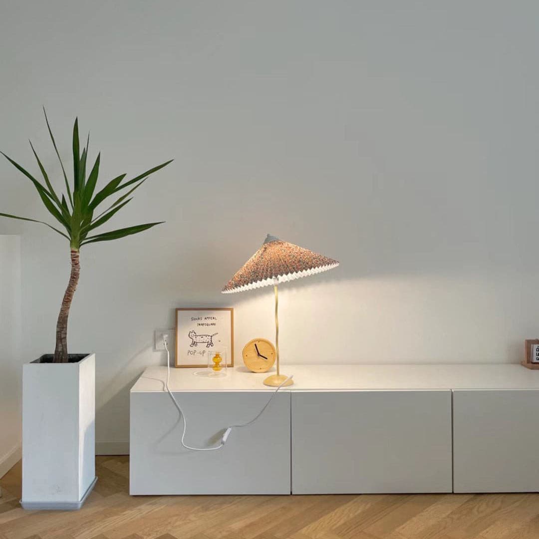 LuxePleat - Elegant Table Lamp with a Textured Pleated Shade