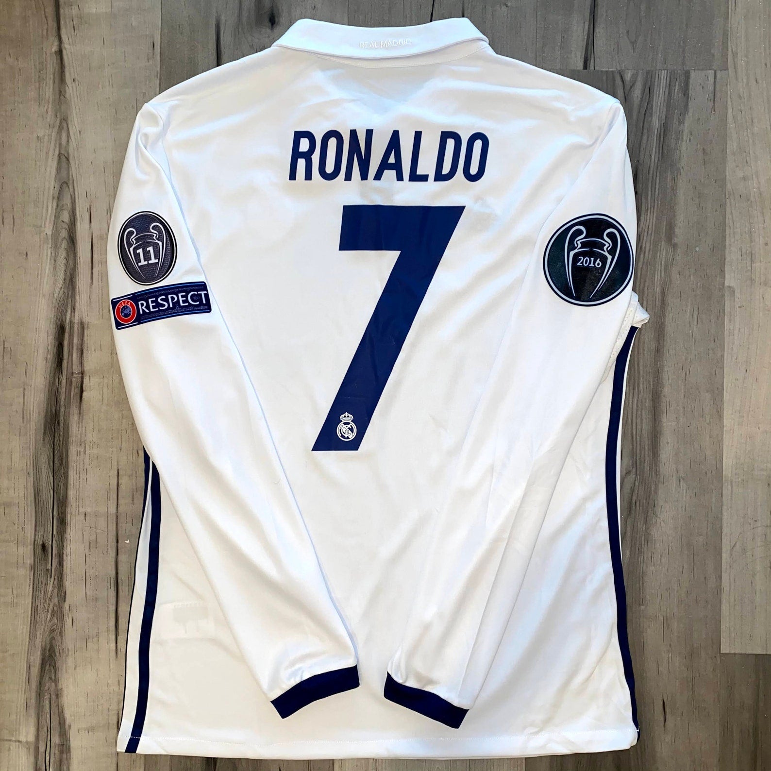 2016 2017 Real Madrid Final Cardiff kit long sleeves